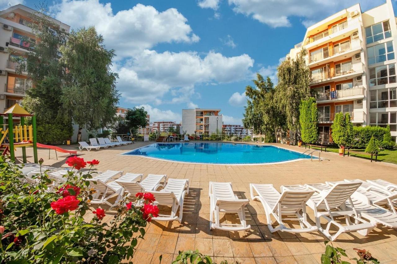 סבטי ולאס Sea View Panoramic Apartments, Fort Noks Crown Club מראה חיצוני תמונה