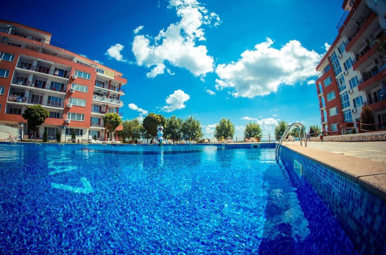 סבטי ולאס Sea View Panoramic Apartments, Fort Noks Crown Club מראה חיצוני תמונה