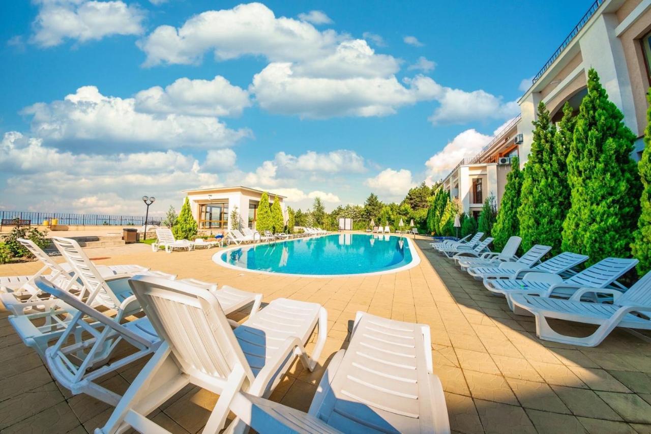 סבטי ולאס Sea View Panoramic Apartments, Fort Noks Crown Club מראה חיצוני תמונה