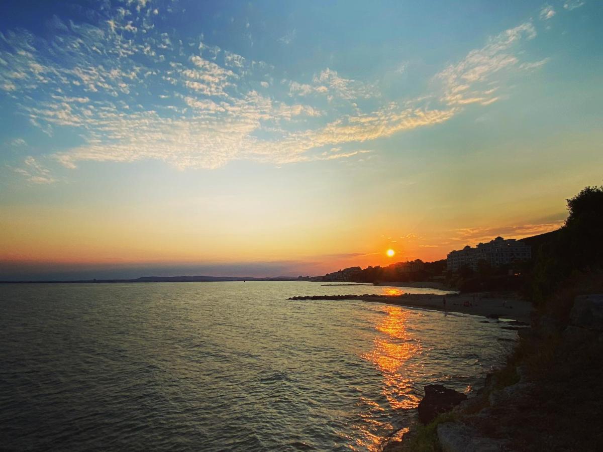 סבטי ולאס Sea View Panoramic Apartments, Fort Noks Crown Club מראה חיצוני תמונה