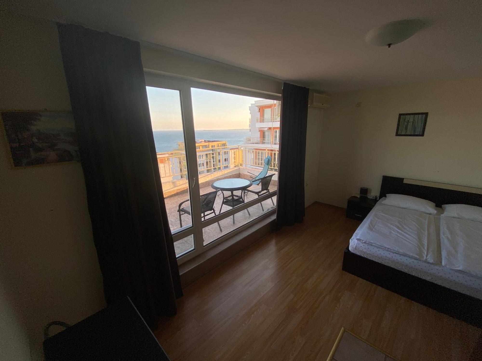 סבטי ולאס Sea View Panoramic Apartments, Fort Noks Crown Club חדר תמונה