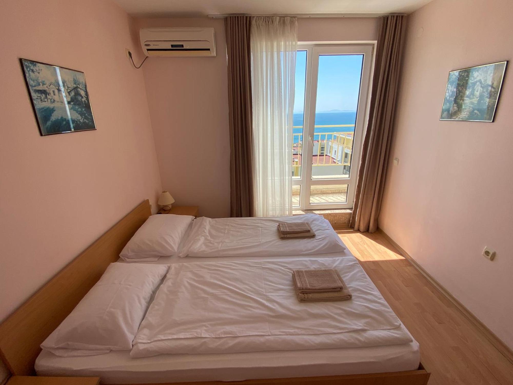 סבטי ולאס Sea View Panoramic Apartments, Fort Noks Crown Club חדר תמונה