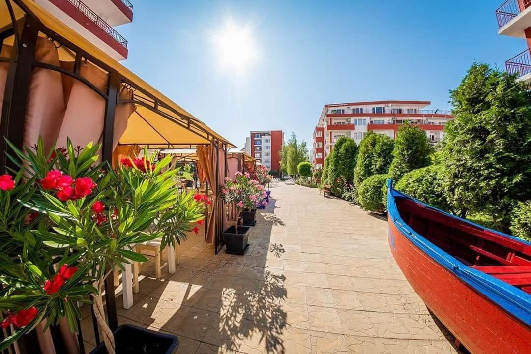 סבטי ולאס Sea View Panoramic Apartments, Fort Noks Crown Club מראה חיצוני תמונה