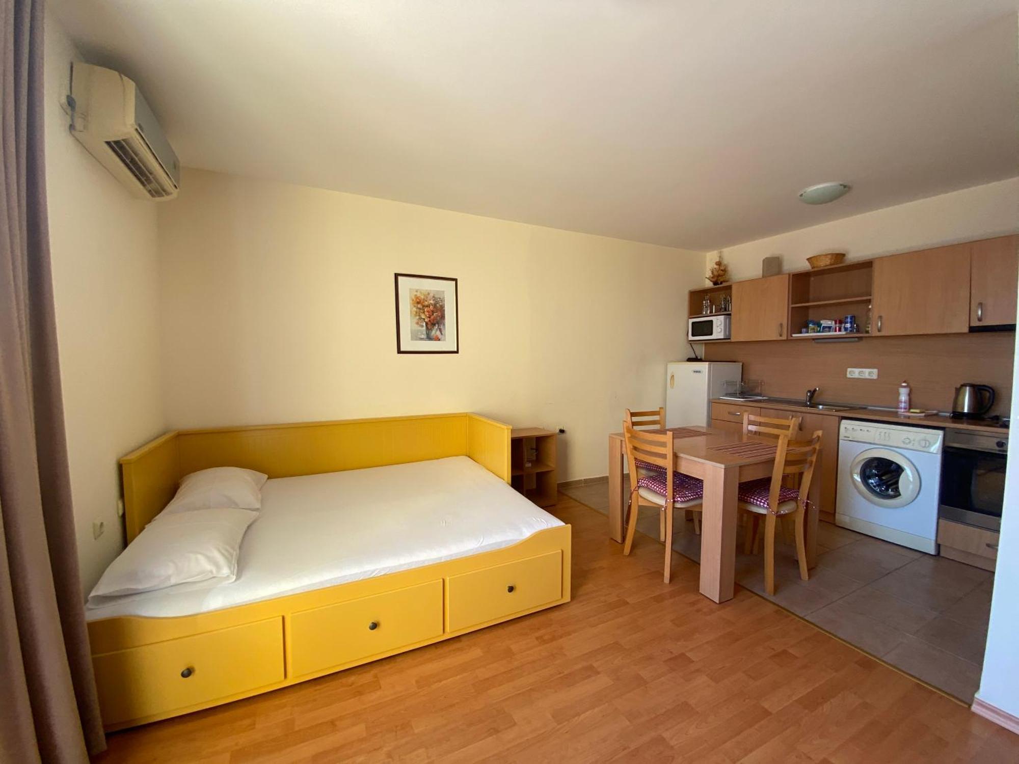 סבטי ולאס Sea View Panoramic Apartments, Fort Noks Crown Club חדר תמונה
